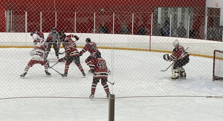 A face off during Monday night's game between the Cornwall Colts and Kemptville 73's.